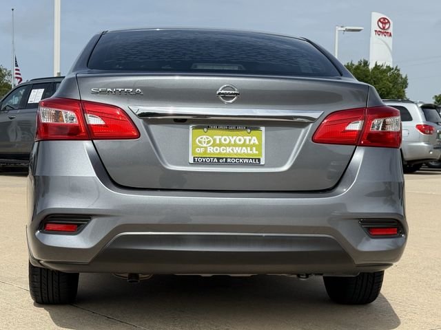 Used 2019 Gray Nissan S image 4