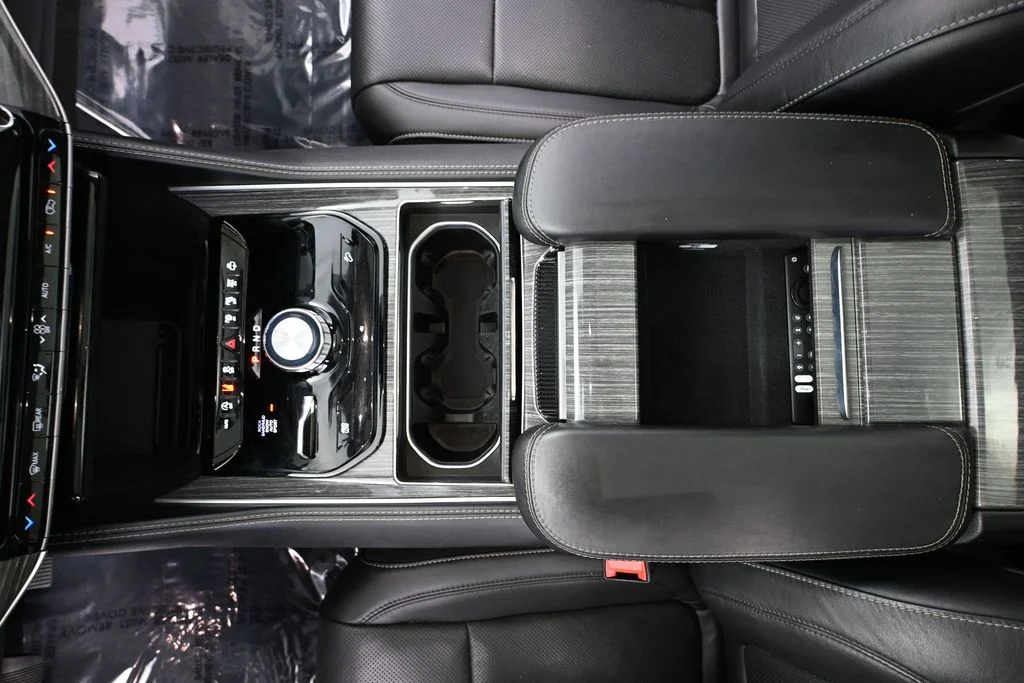 Certified Used 2022 Gray Jeep Series III image 32