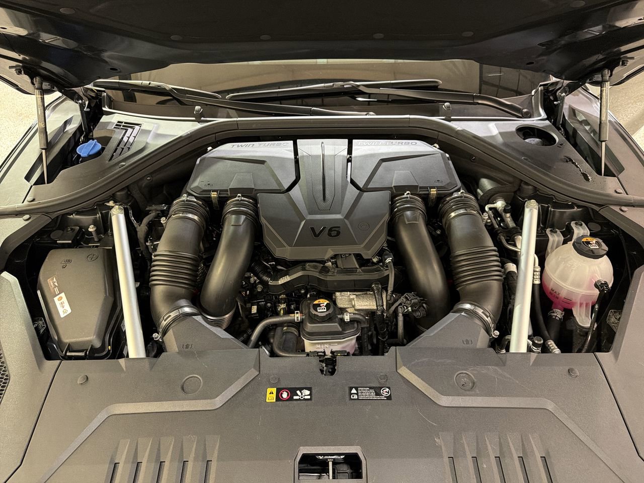 2025 GENESIS GV70 Sport - Photo 11