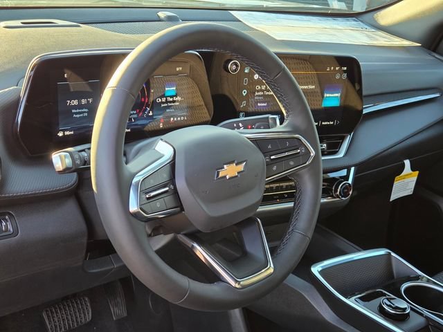 New 2027 Mosaic Black Metallic Chevrolet LT image 10