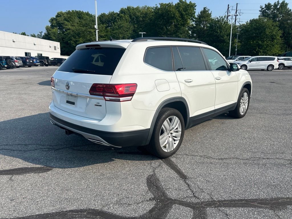 Used 2020 White Volkswagen 3.6L V6 SE image 6