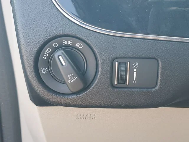 Used 2019 Black Onyx Crys Dodge SXT image 20