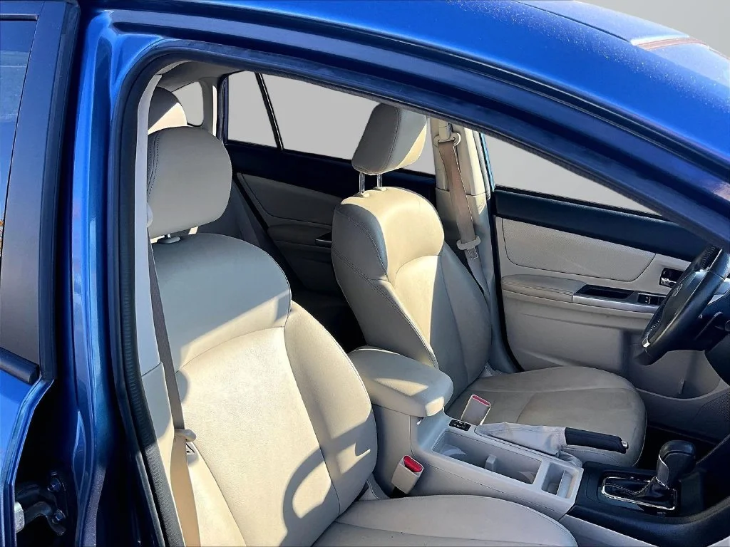 Used 2015 Blue Subaru 2.0i Limited image 7