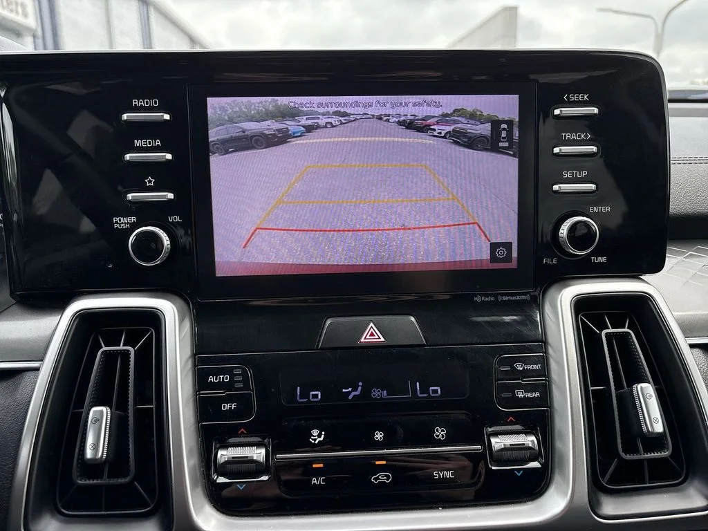 Used 2021 Red Kia S image 24