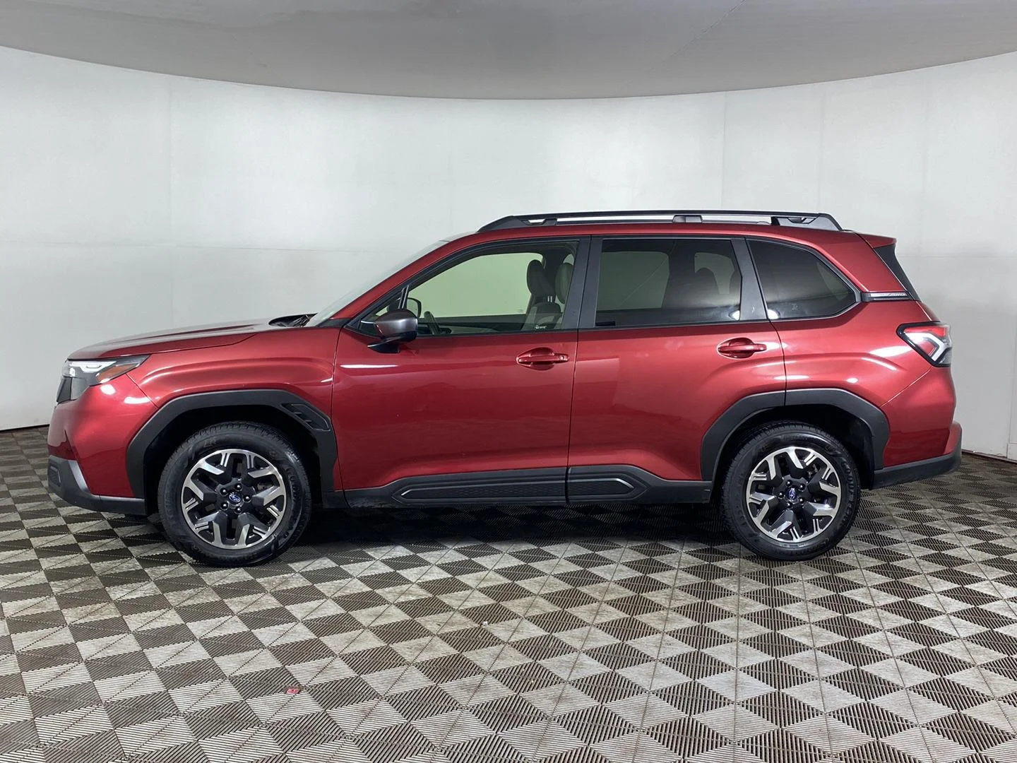 Used 2025 Crimson Red Pearl Subaru Premium image 9
