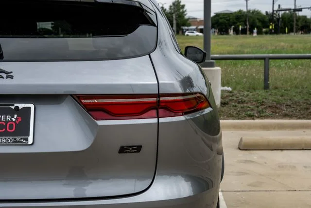 2026 Jaguar F-Pace R-Dynamic S - Photo 59