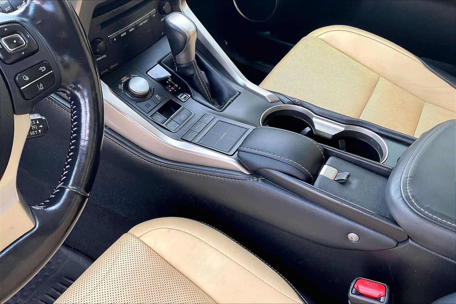 Used 2017 Obsidian Lexus  image 15