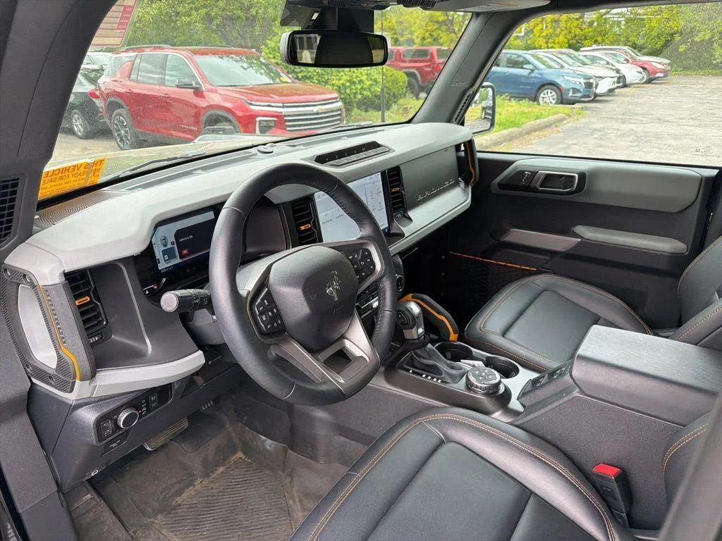 Used 2022 Shadow Black Ford Badlands image 3