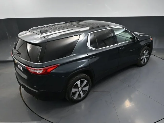 Used 2018 Gray Chevrolet 3LT image 49