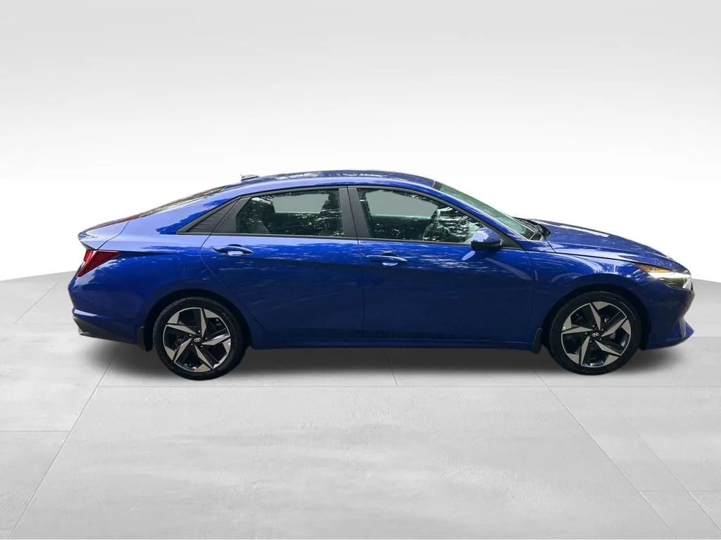 Used 2023 Blue Hyundai SEL image 7