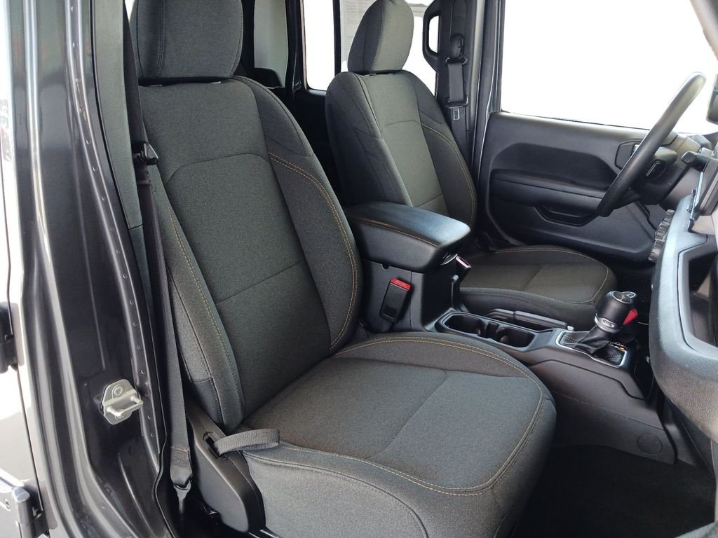 Used 2025 Gray Jeep Nighthawk image 28