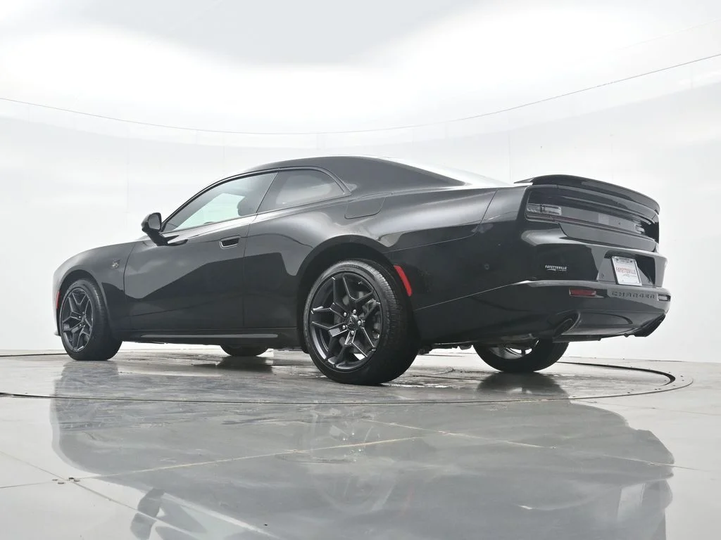 New 2026 Diamond Black Crystal Pearlcoat Dodge Scat Pack image 38