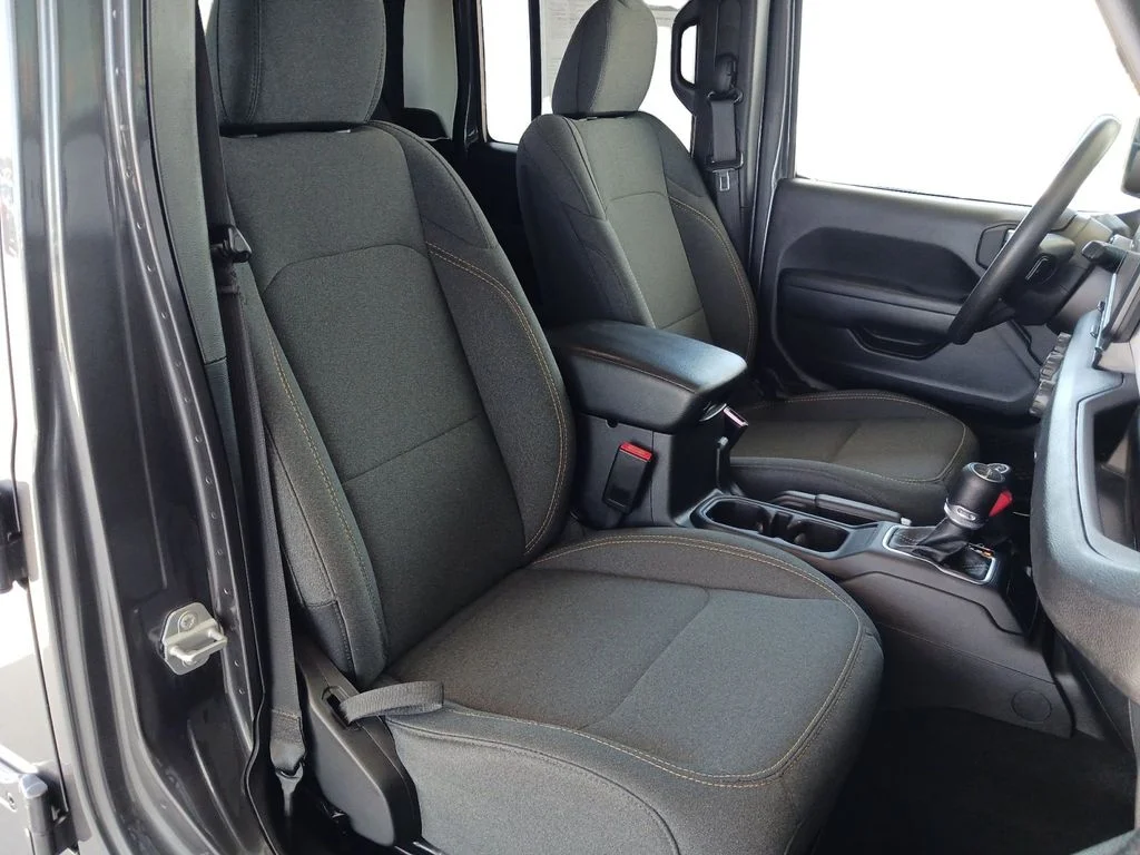 Used 2025 Gray Jeep Nighthawk image 28