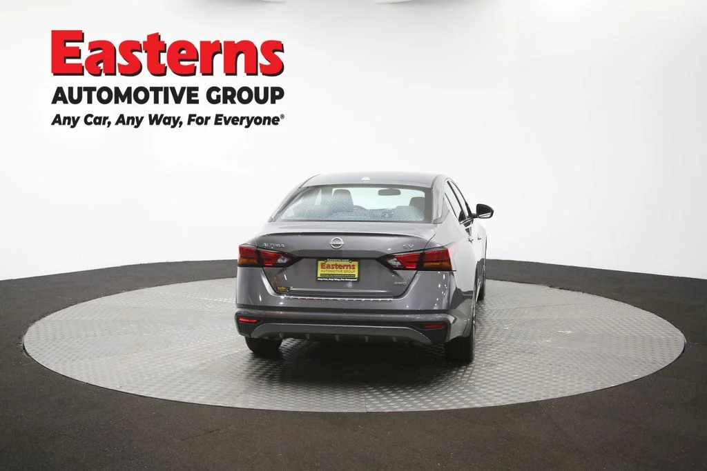 Used 2023 Gray Nissan 2.5 SV image 38