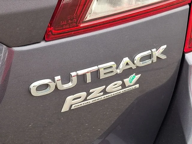 Used 2016 Gray Subaru 2.5i Premium image 31