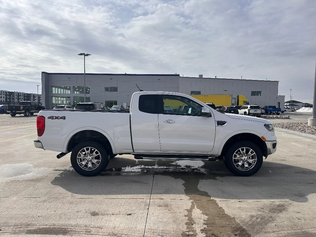 Used 2021 OXFORD WHITE Ford LARIAT image 4