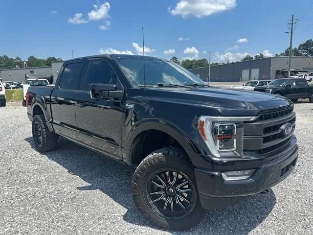 Used 2023 Agate Black Metallic Ford Lariat image 15