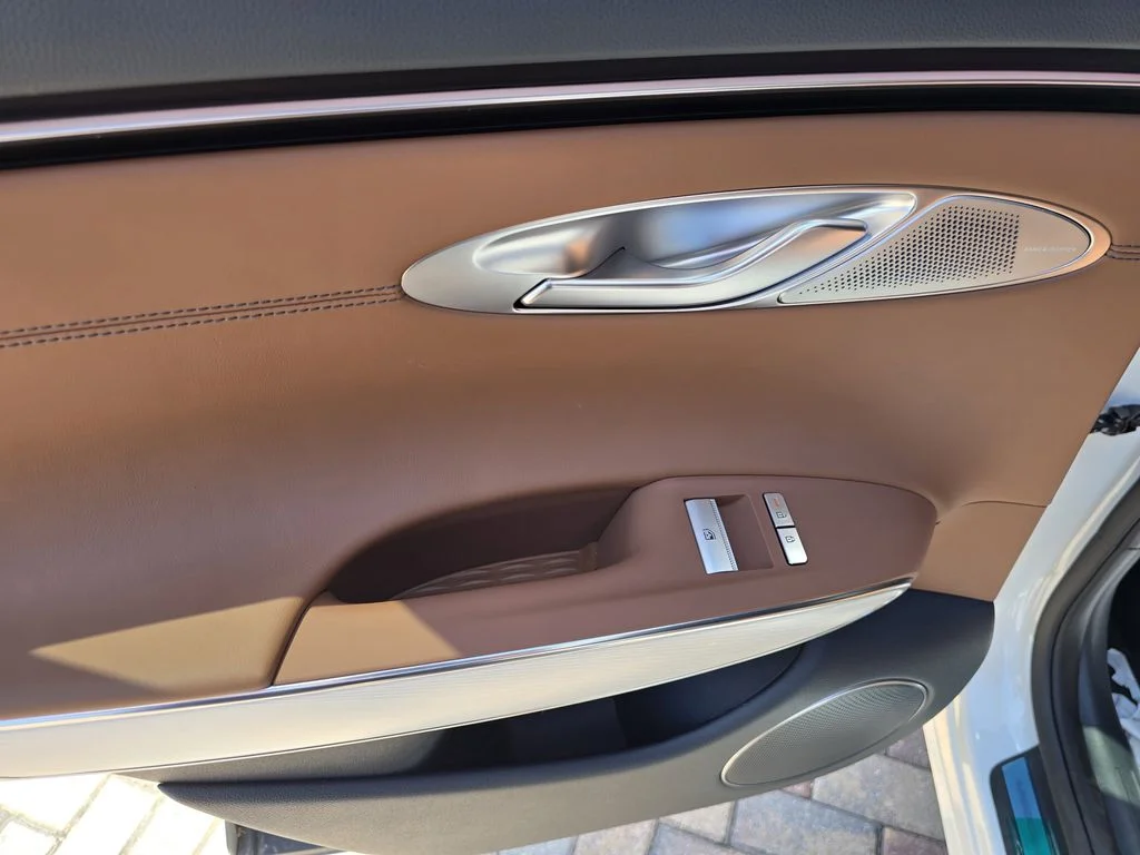 New 2026 Silver Genesis 2.5T Advanced image 13
