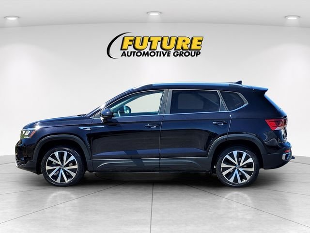 Used 2022 Black Volkswagen 1.5T SE image 7