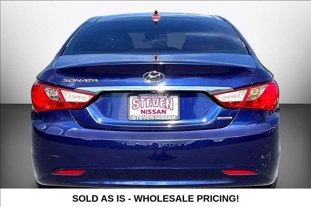 Used 2012 Blue Hyundai Limited image 5