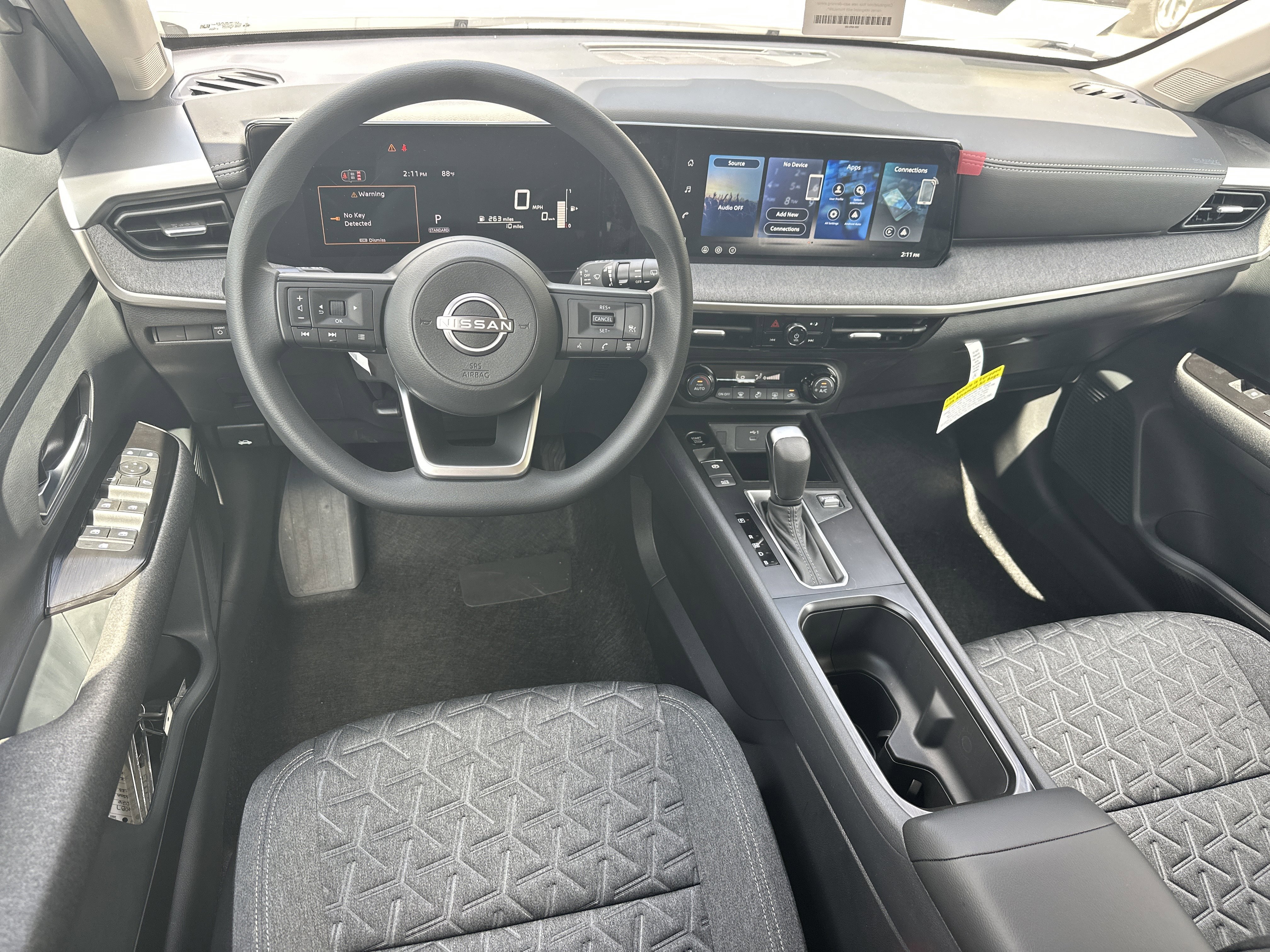 2026 Nissan KICKS SV - Photo 23