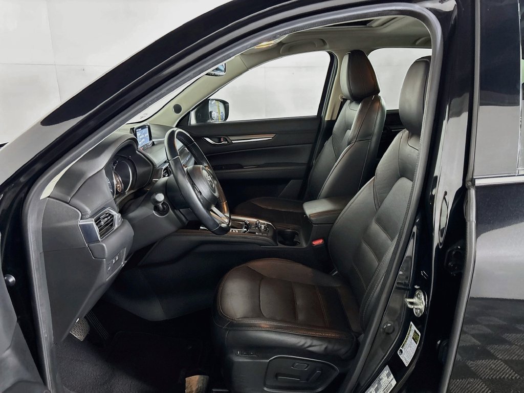 Used 2018 Black Mazda Grand Touring image 11