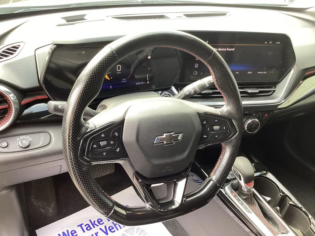 Used 2024 Summit White Chevrolet 2RS image 15