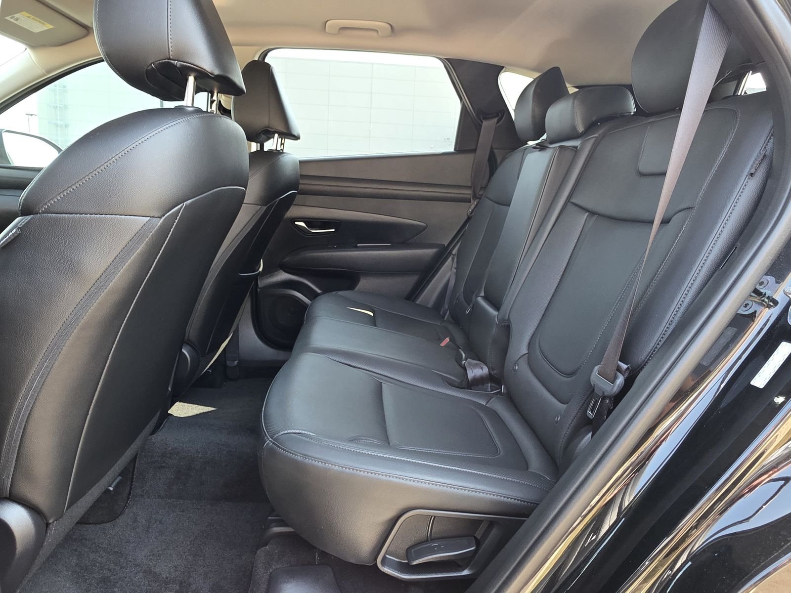 2025 Hyundai Tucson SEL Convenience - Photo 18