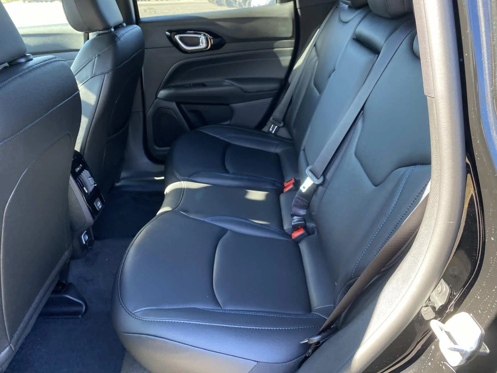 2026 Jeep Compass Limited Altitude - Photo 8