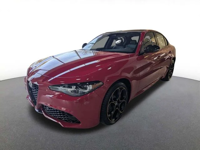 2025 Alfa Romeo Giulia Intensa AWD's photo