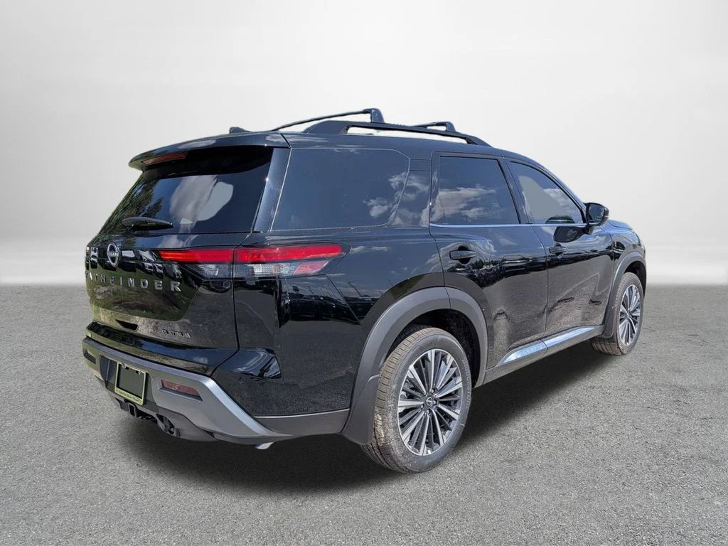 New 2026 Black Nissan Platinum image 3
