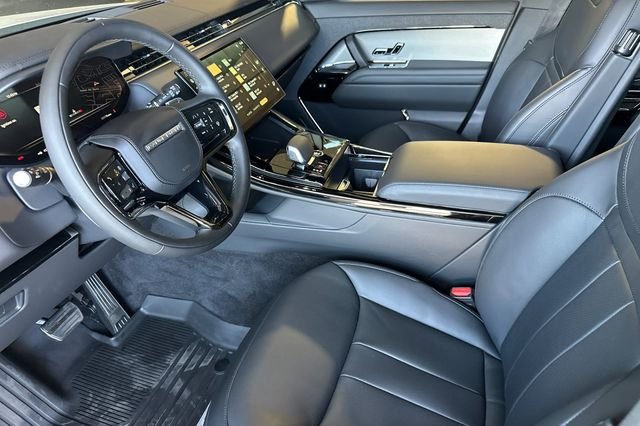 New 2026 Borasco Grey Land Rover Dynamic SE image 9