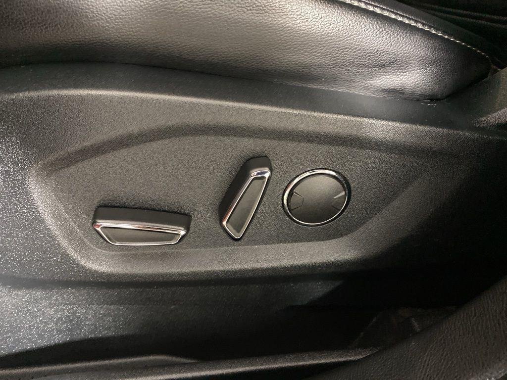 Used 2019 Ruby Red Metallic Ford SEL image 12