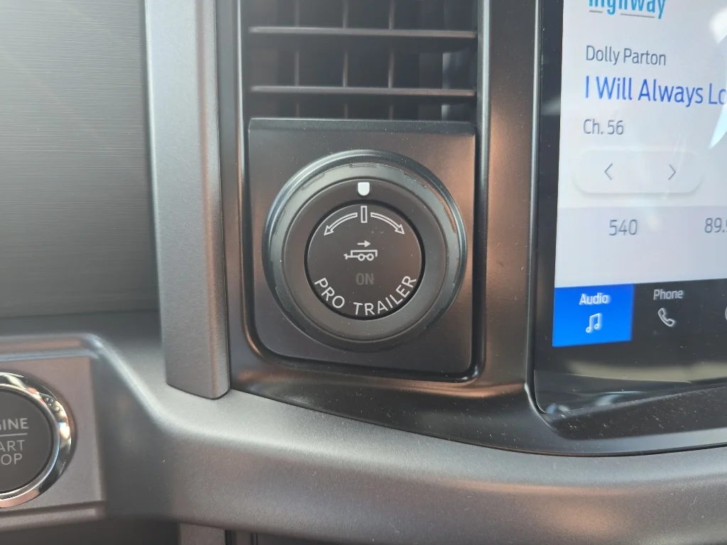 New 2026 Carbonized Gray Metallic Ford XLT image 19