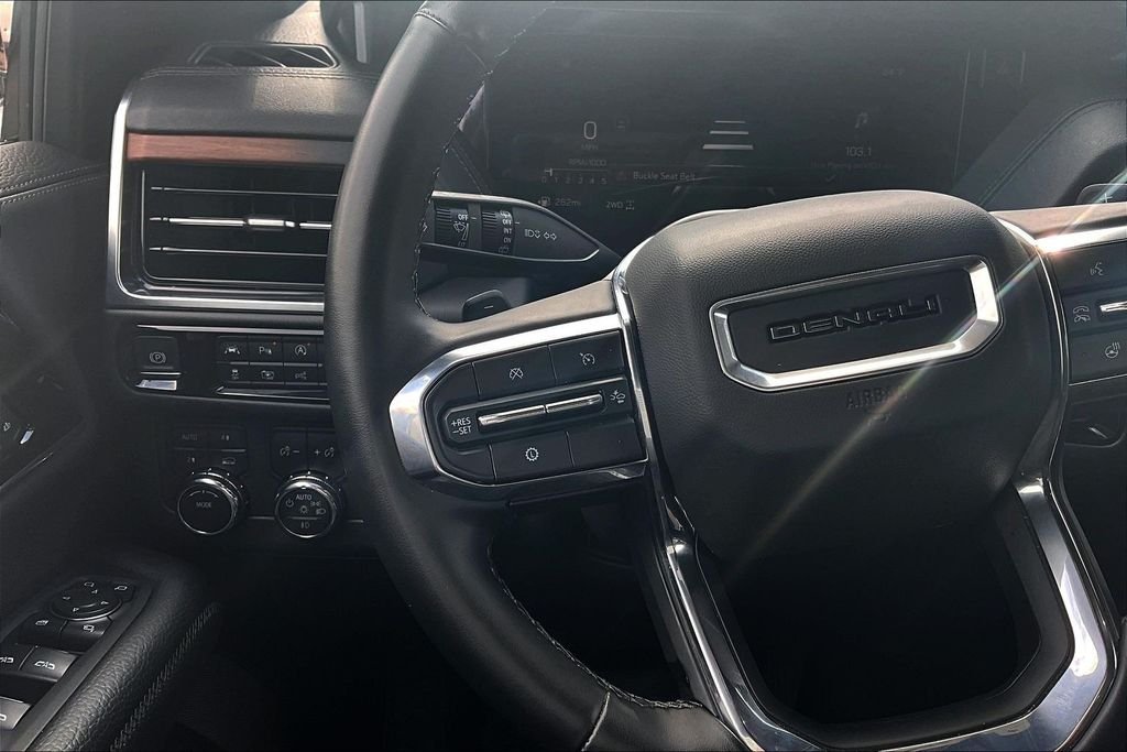 Used 2025 Black GMC Denali image 20