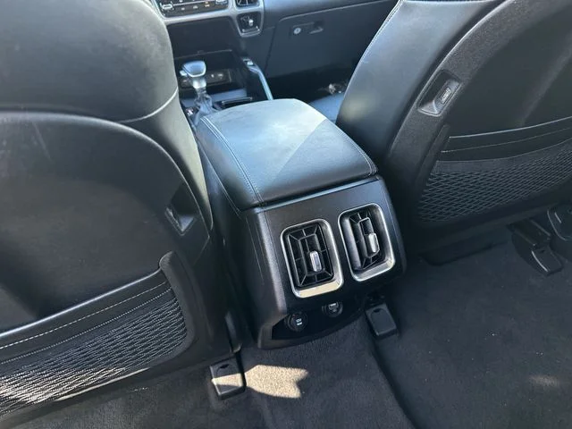 2023 Kia Sorento X-Line S - Photo 24