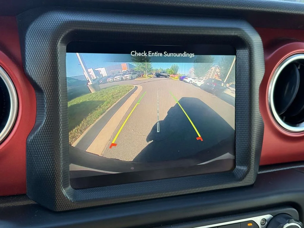 Used 2023 White Jeep Rubicon image 28