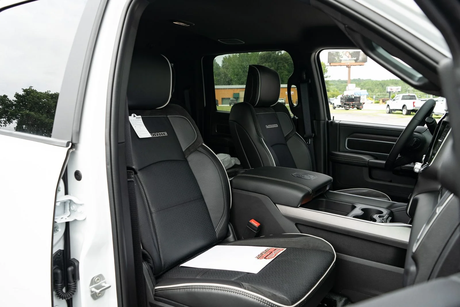 New 2026 Bright White Clearcoat RAM Tradesman image 46