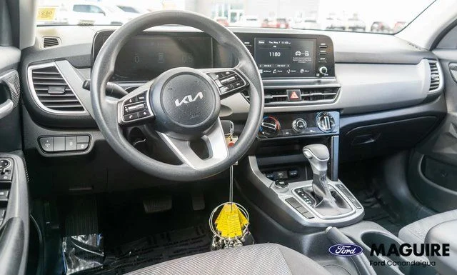 Used 2024 Black Kia LX image 13