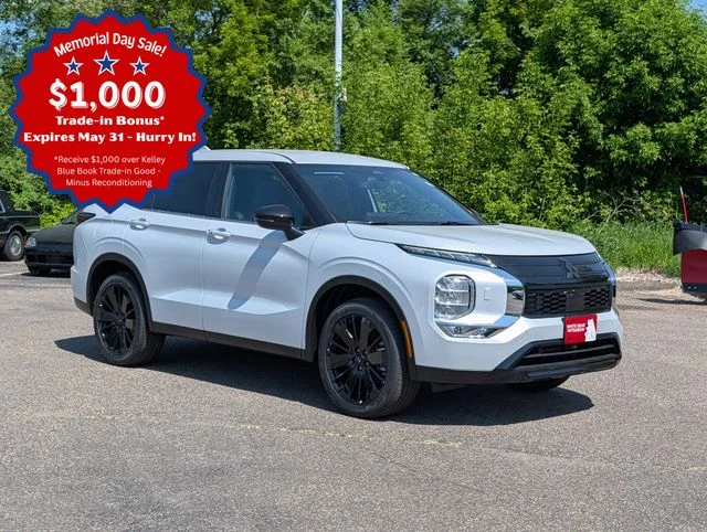 2026 Mitsubishi Outlander LE S-AWC's photo
