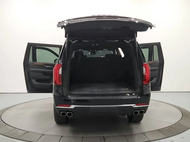 Used 2025 Onyx Black GMC Denali image 15