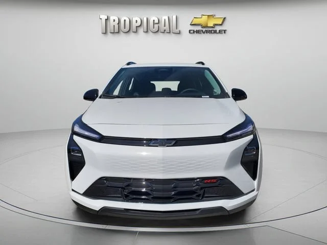 New 2027 Summit White Chevrolet RS image 2