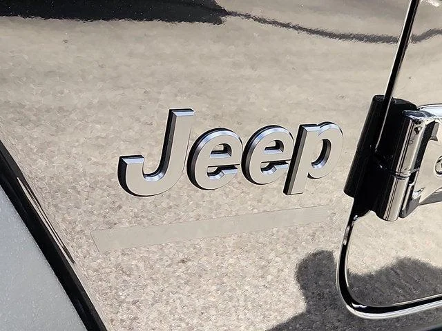 New 2026 Black Clear-Coat Exterior Paint Jeep Willys image 9