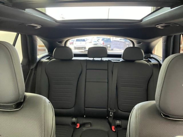 New 2026 Black Mercedes-Benz GLC 300 image 32