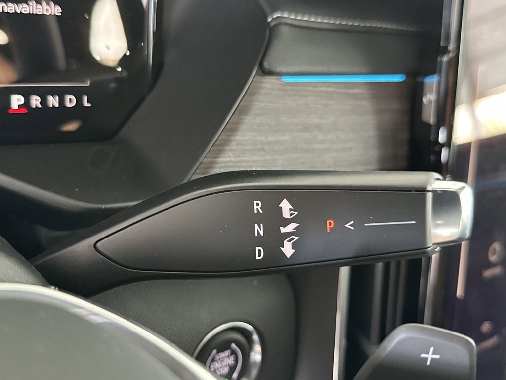 2026 GMC Acadia Denali - Photo 23