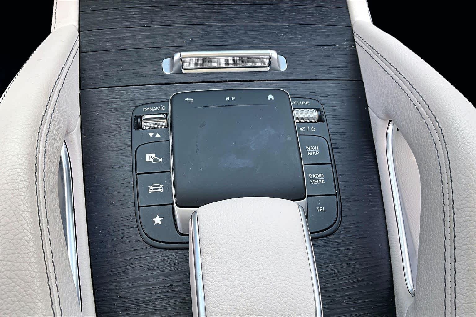 Used 2022 MANUFAKTUR Diamond White Bright Mercedes-Benz GLE 350 image 34