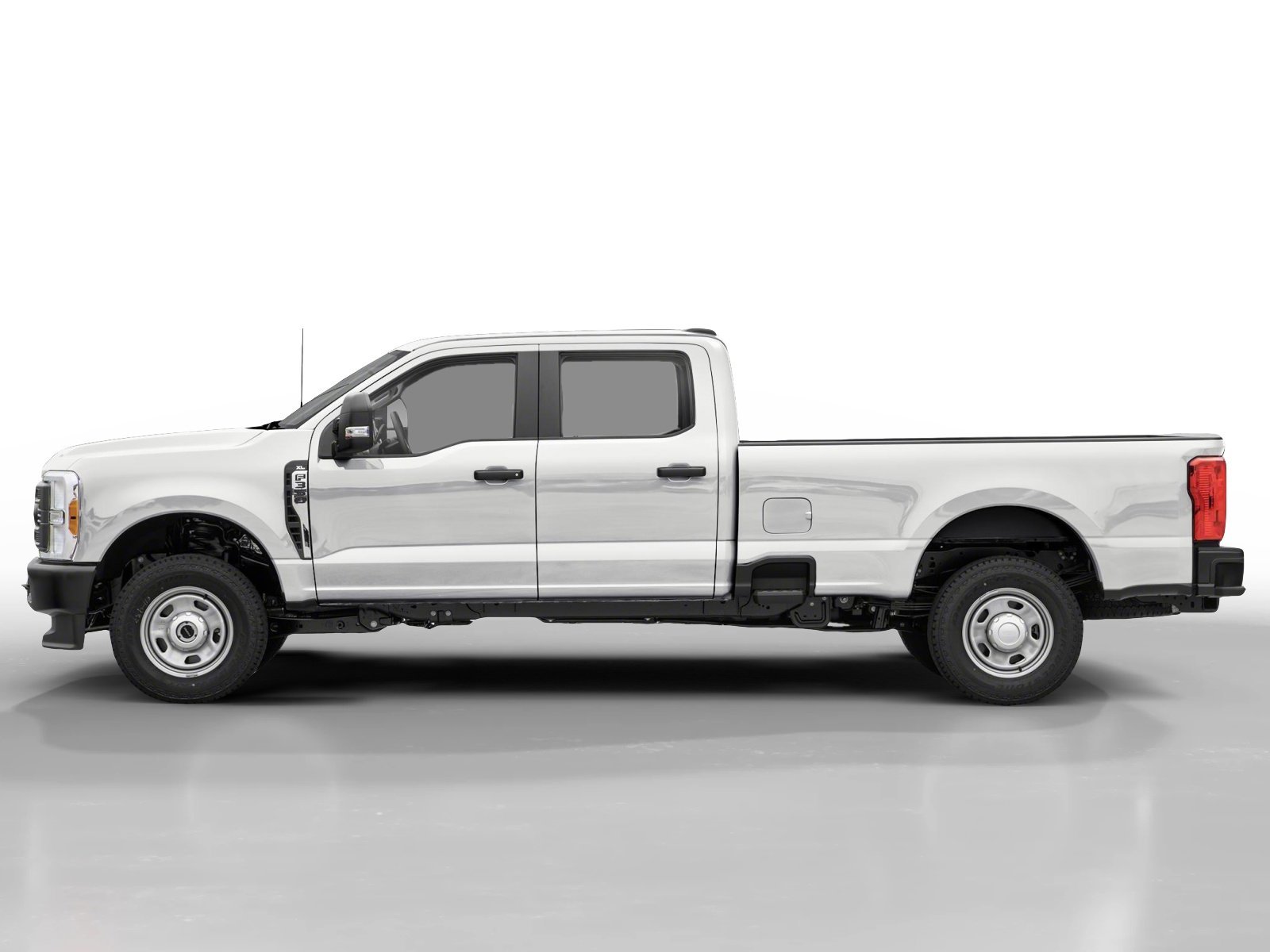 New 2026 OXFORD WHITE Ford  image 3