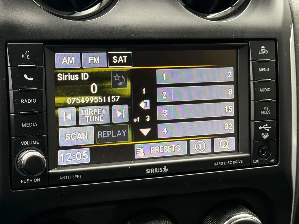 Used 2017 Gray Jeep Latitude image 10
