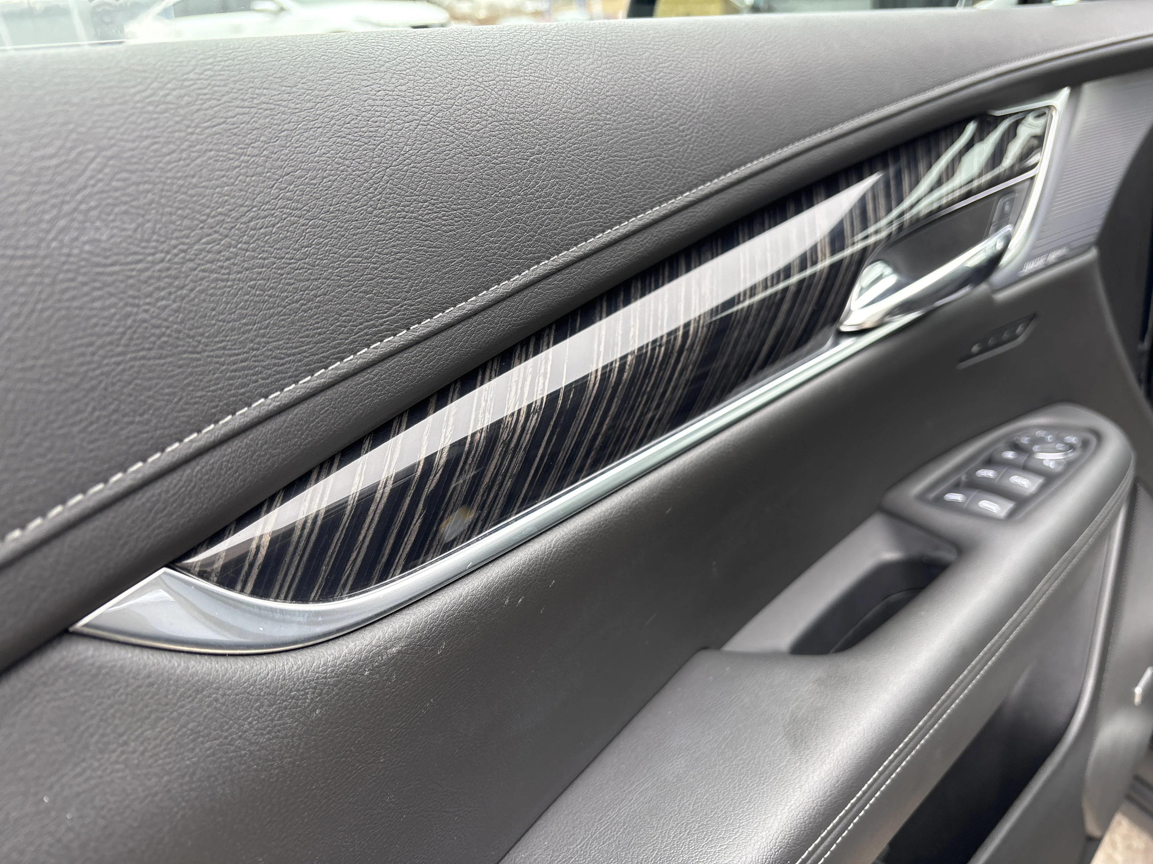 Used 2025 Emerald Lake Metallic Cadillac AWD Premium Luxury image 22