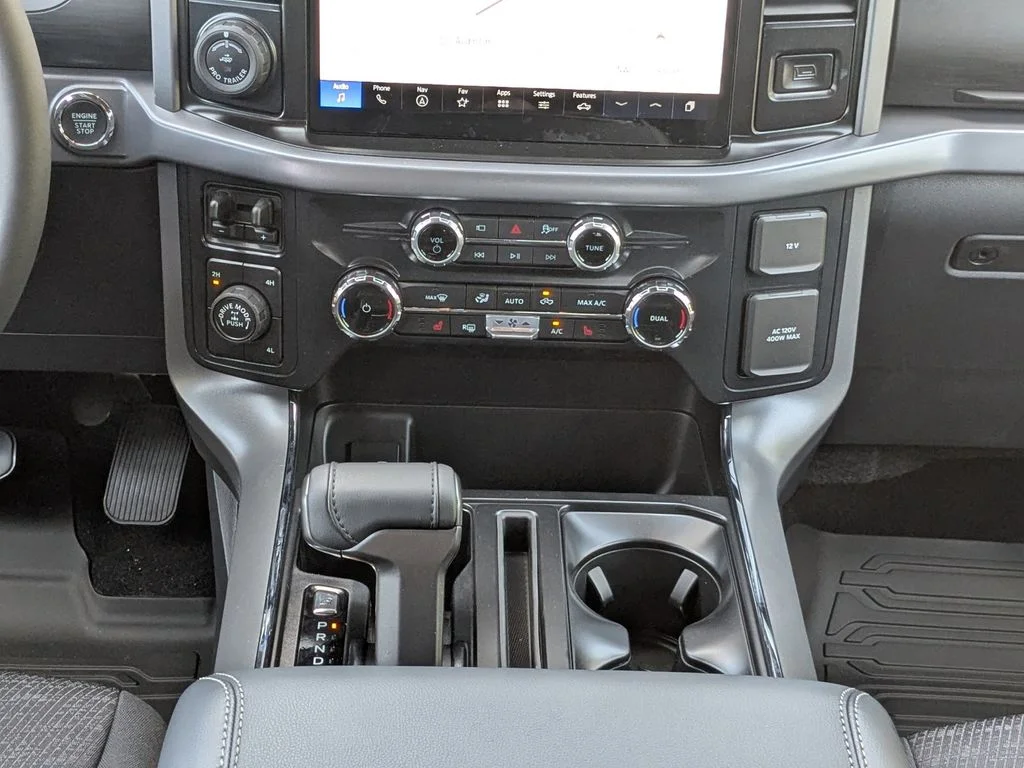 New 2026 Carbonized Gray Metallic Ford XLT image 20